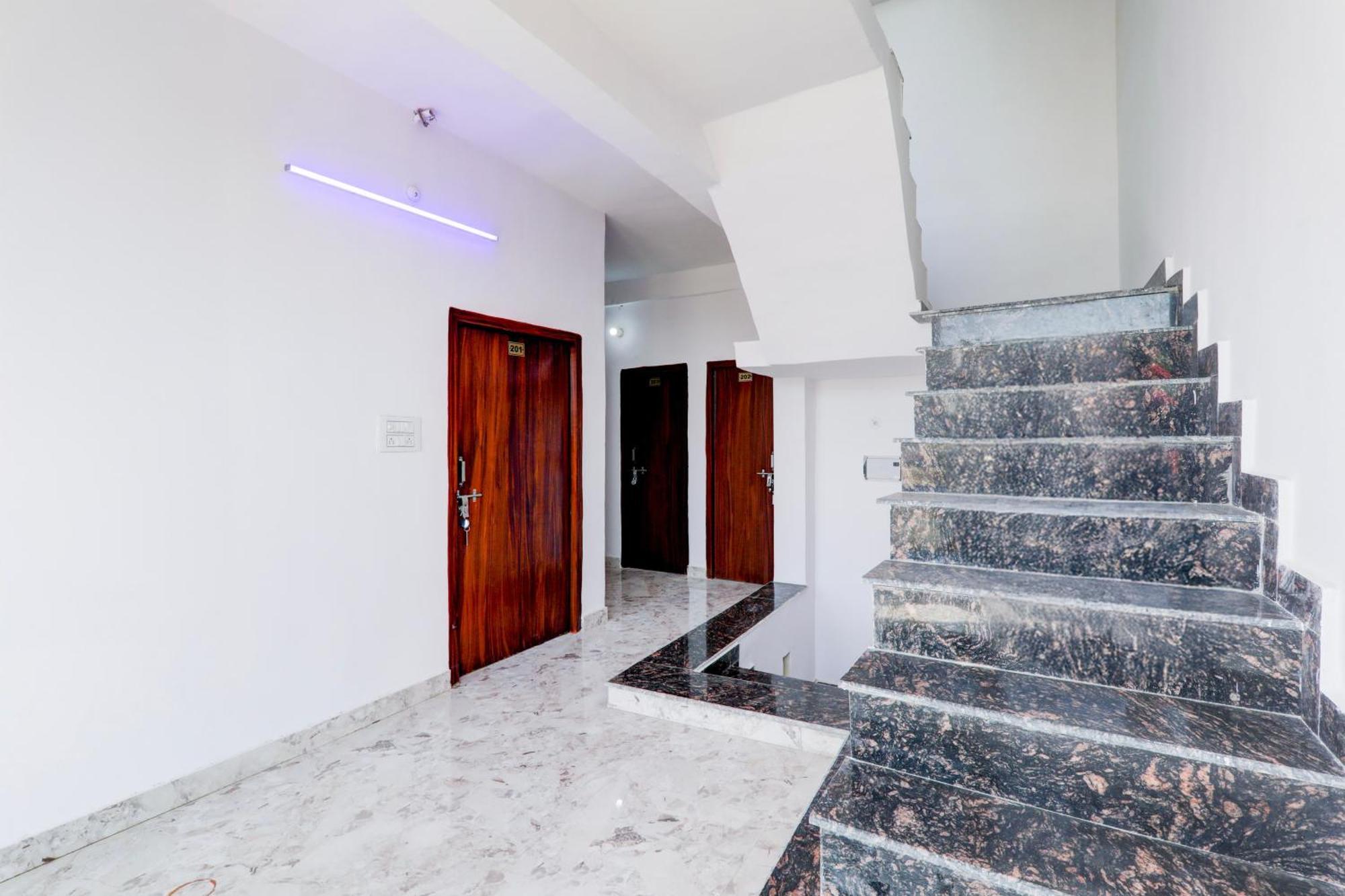 Hotel O Rn Chinhat المظهر الخارجي الصورة